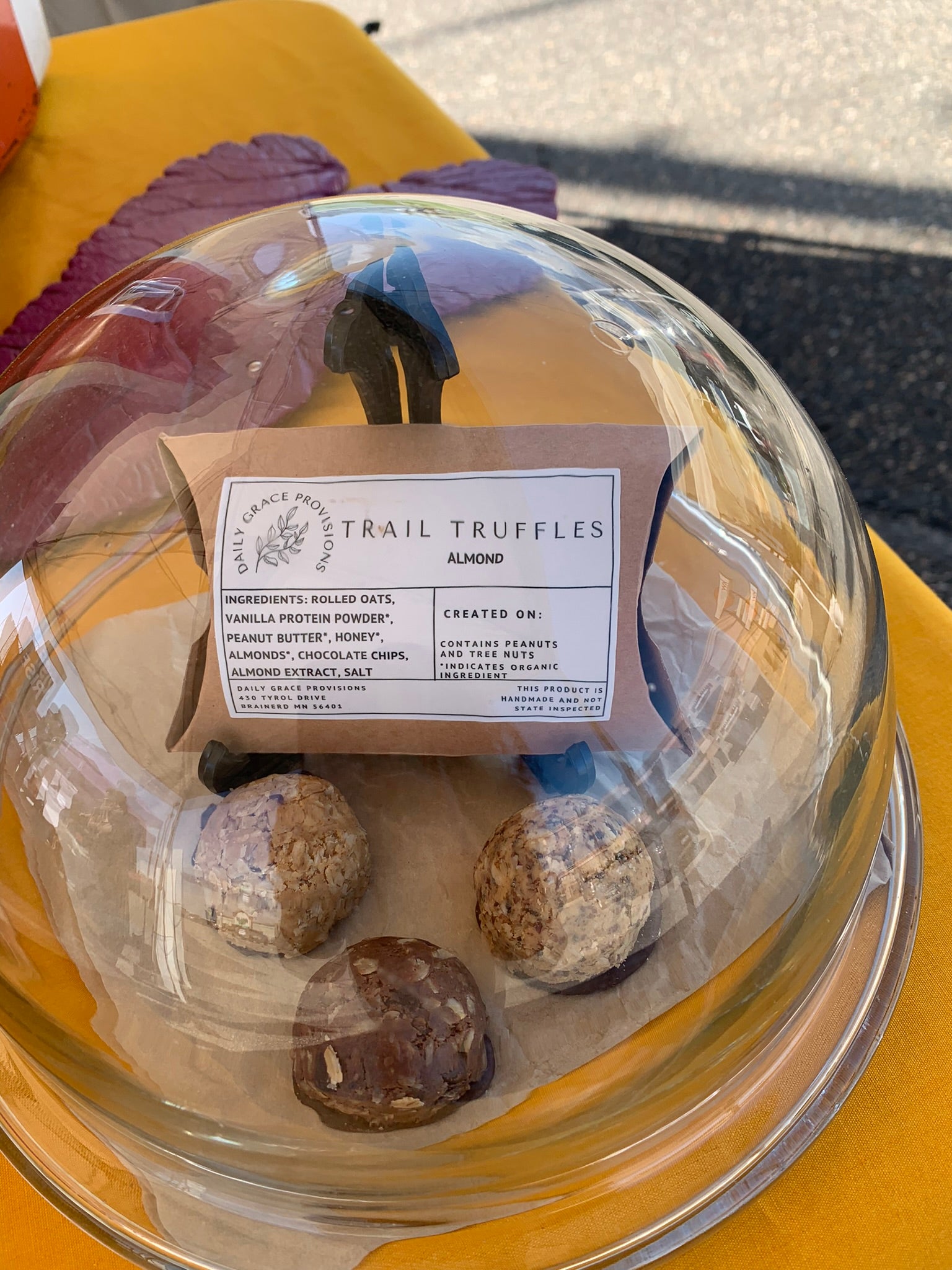 trail truffle display