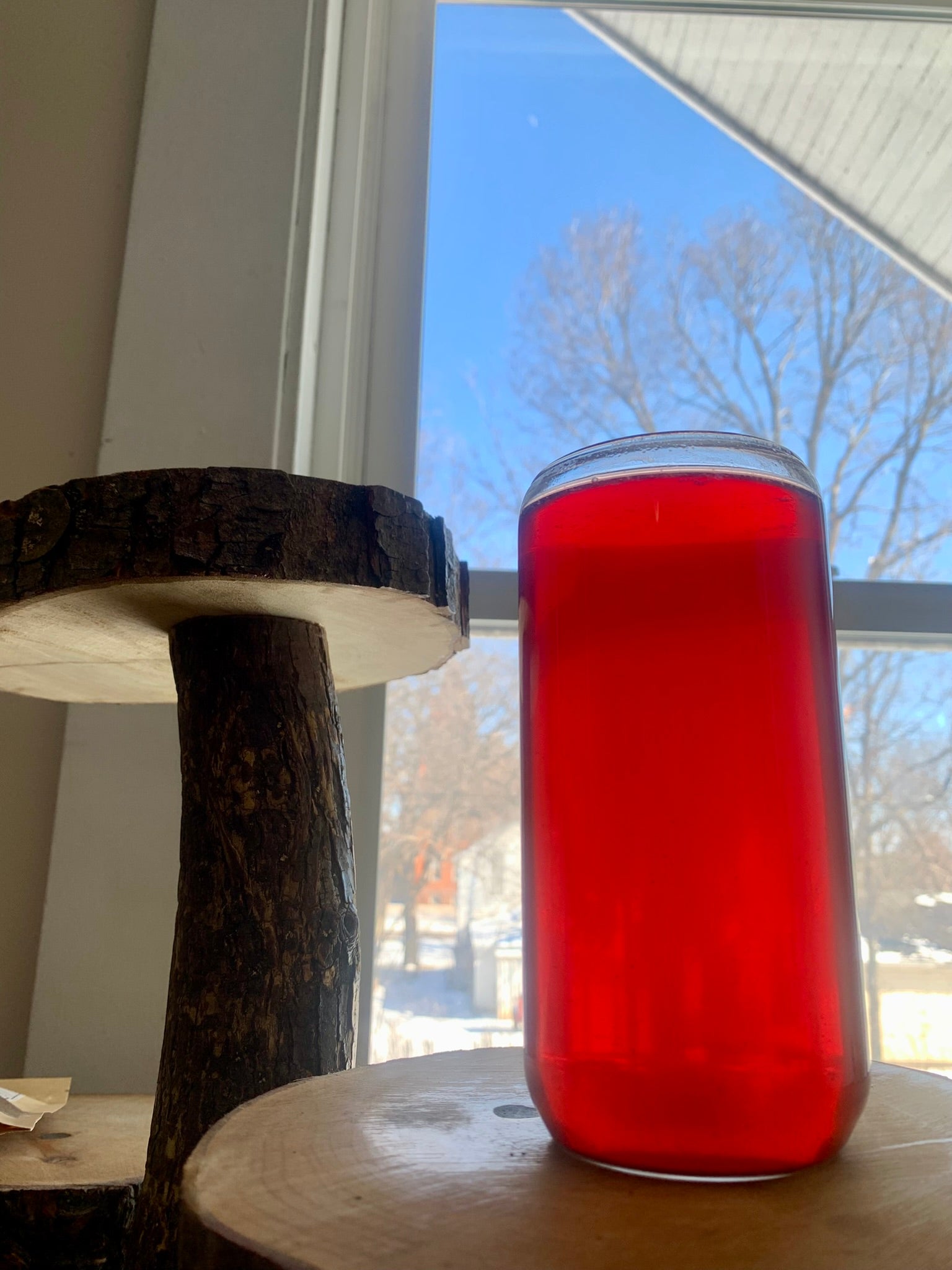 Ruby Bright Sun tea brews a brilliant ruby red color